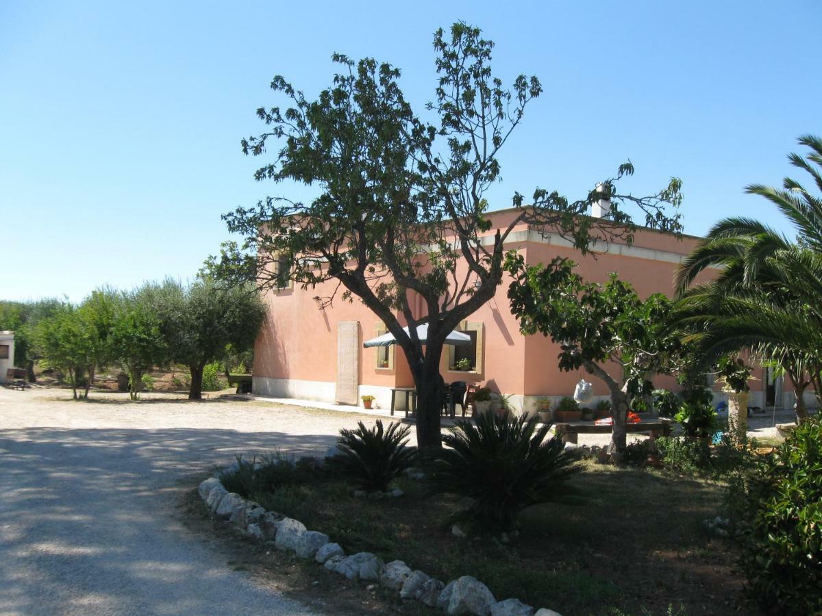 Campi Salentina Villa Rita Bed & Breakfast المظهر الخارجي الصورة