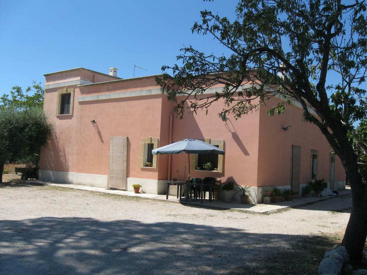 Campi Salentina Villa Rita Bed & Breakfast المظهر الخارجي الصورة